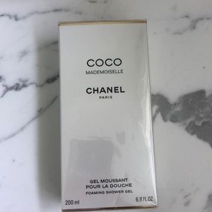 Chanel foaming shower gel